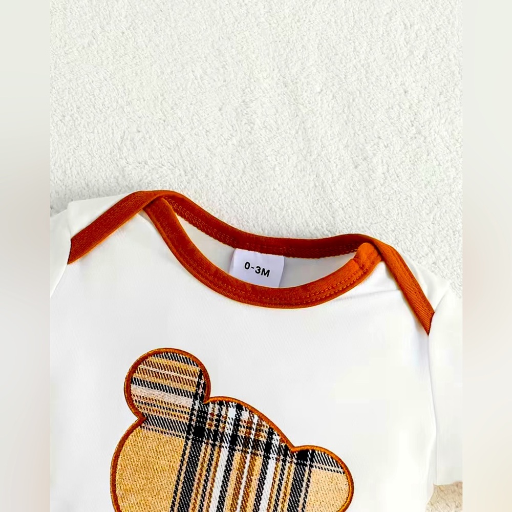 Baby Cartoon Bear Print Short Sleeve Triangle Bodysuit